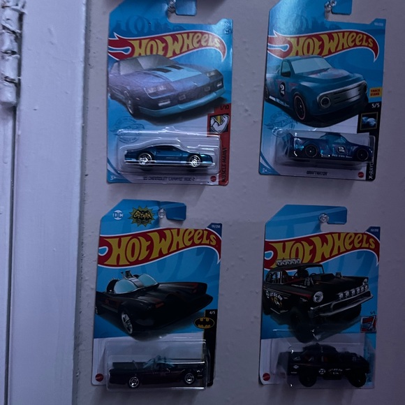 Hot wheels - Picture 3 of 4